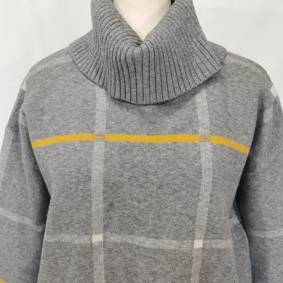 Tahari Viscose Blend Slouchy Funnel Turtleneck Sweater Grey Sz S Open To Offers - Picture 2 of 9